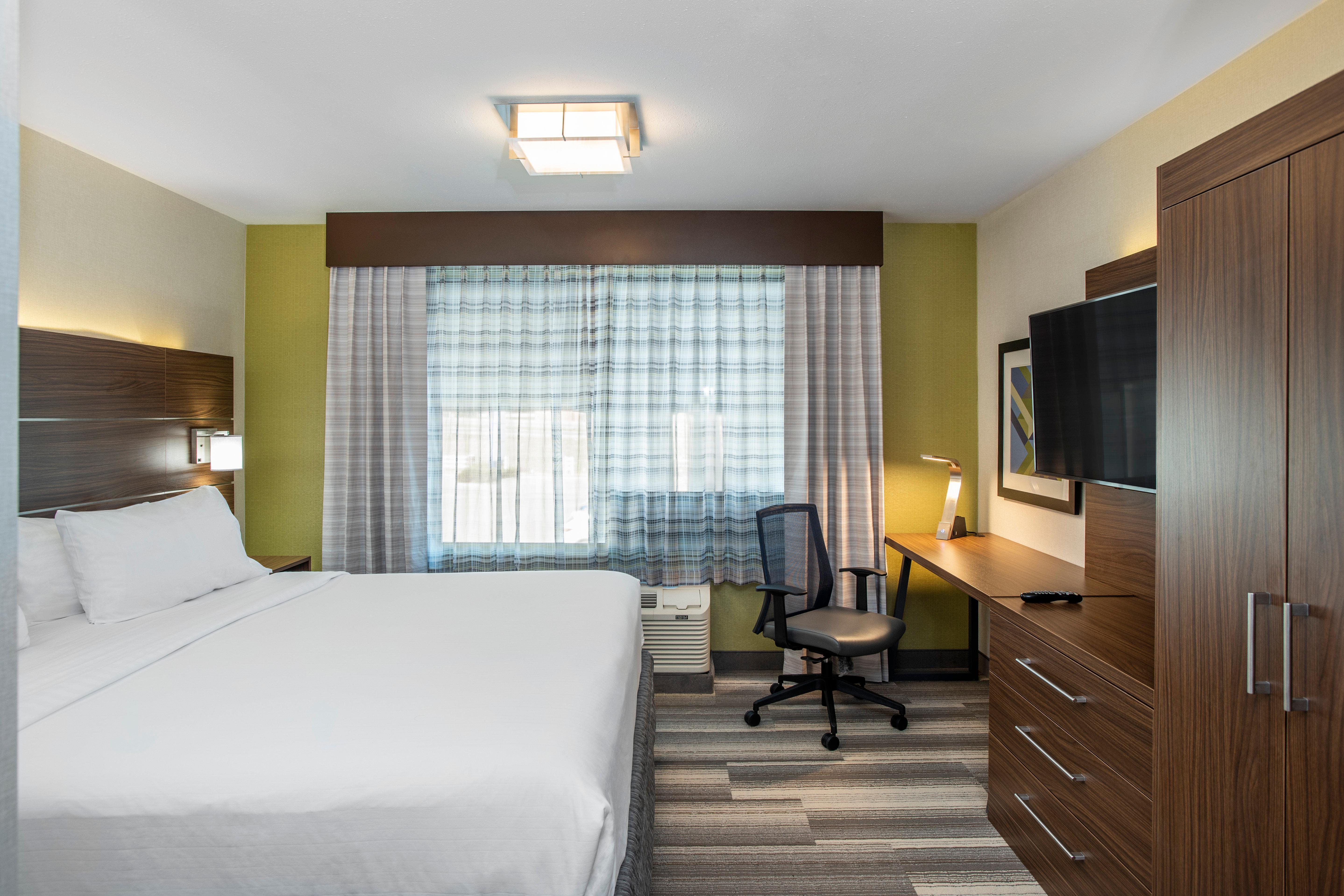 Holiday Inn Express & Suites Medicine Hat, An Ihg Hotel מראה חיצוני תמונה