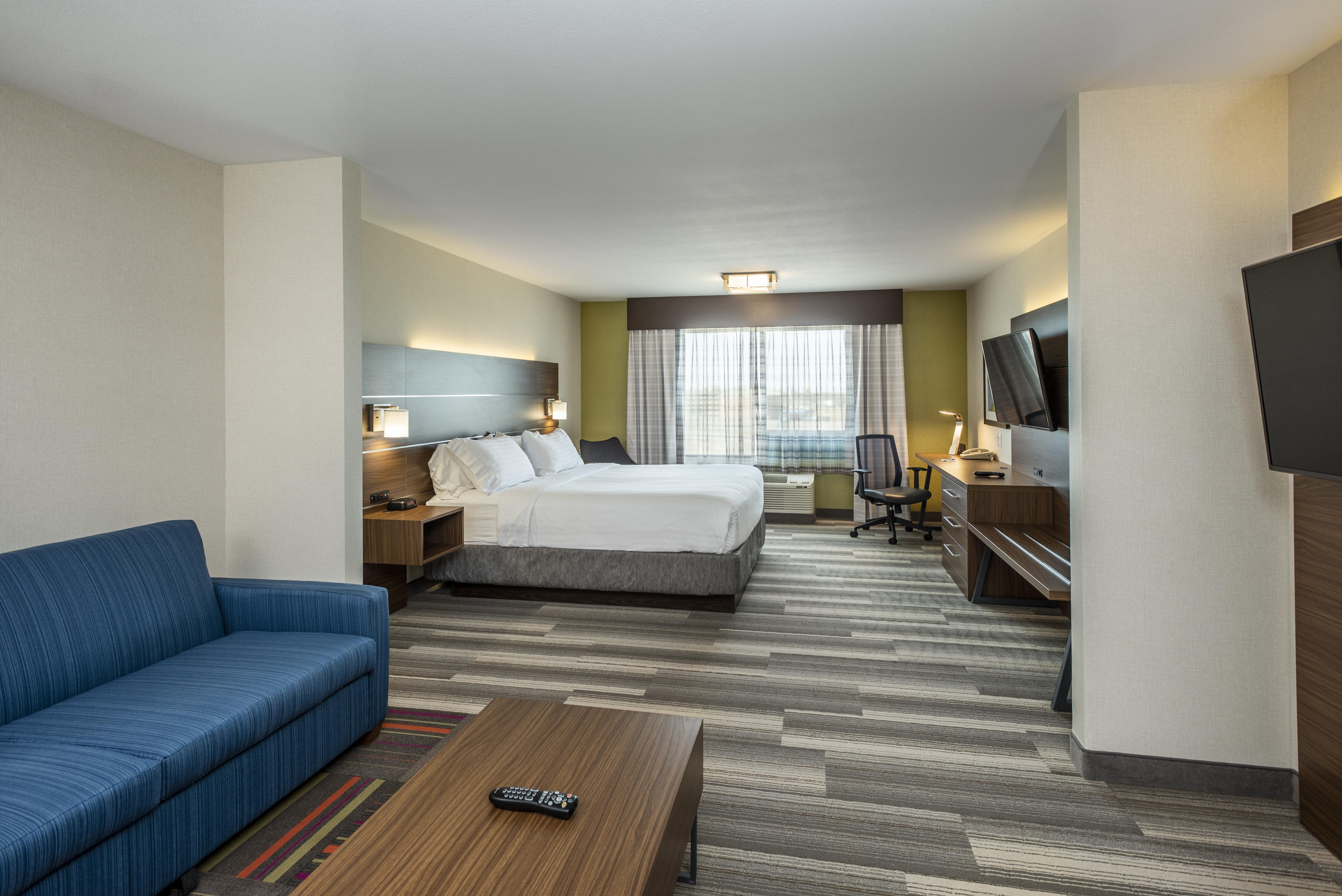 Holiday Inn Express & Suites Medicine Hat By Ihg מראה חיצוני תמונה