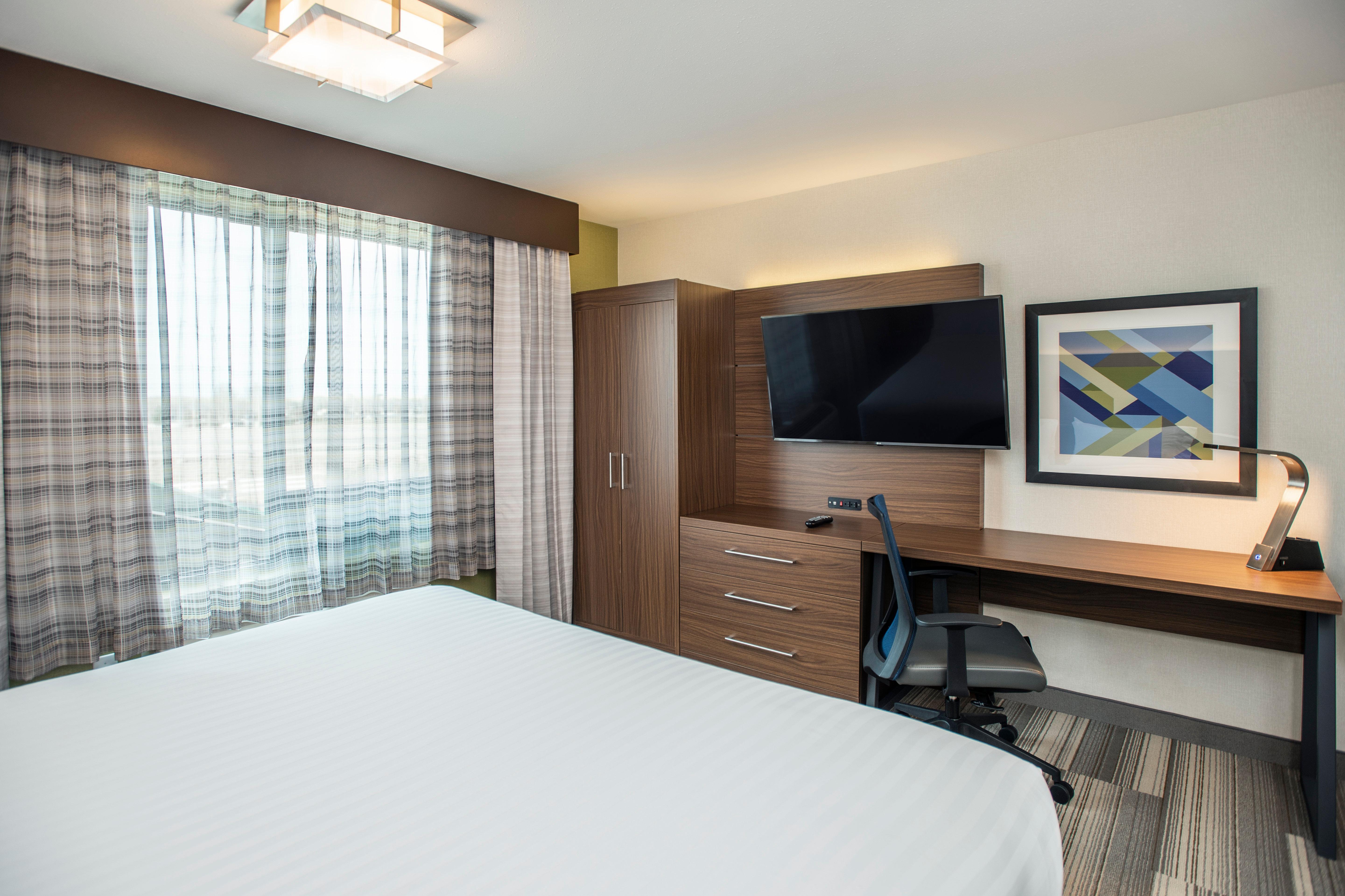 Holiday Inn Express & Suites Medicine Hat, An Ihg Hotel מראה חיצוני תמונה