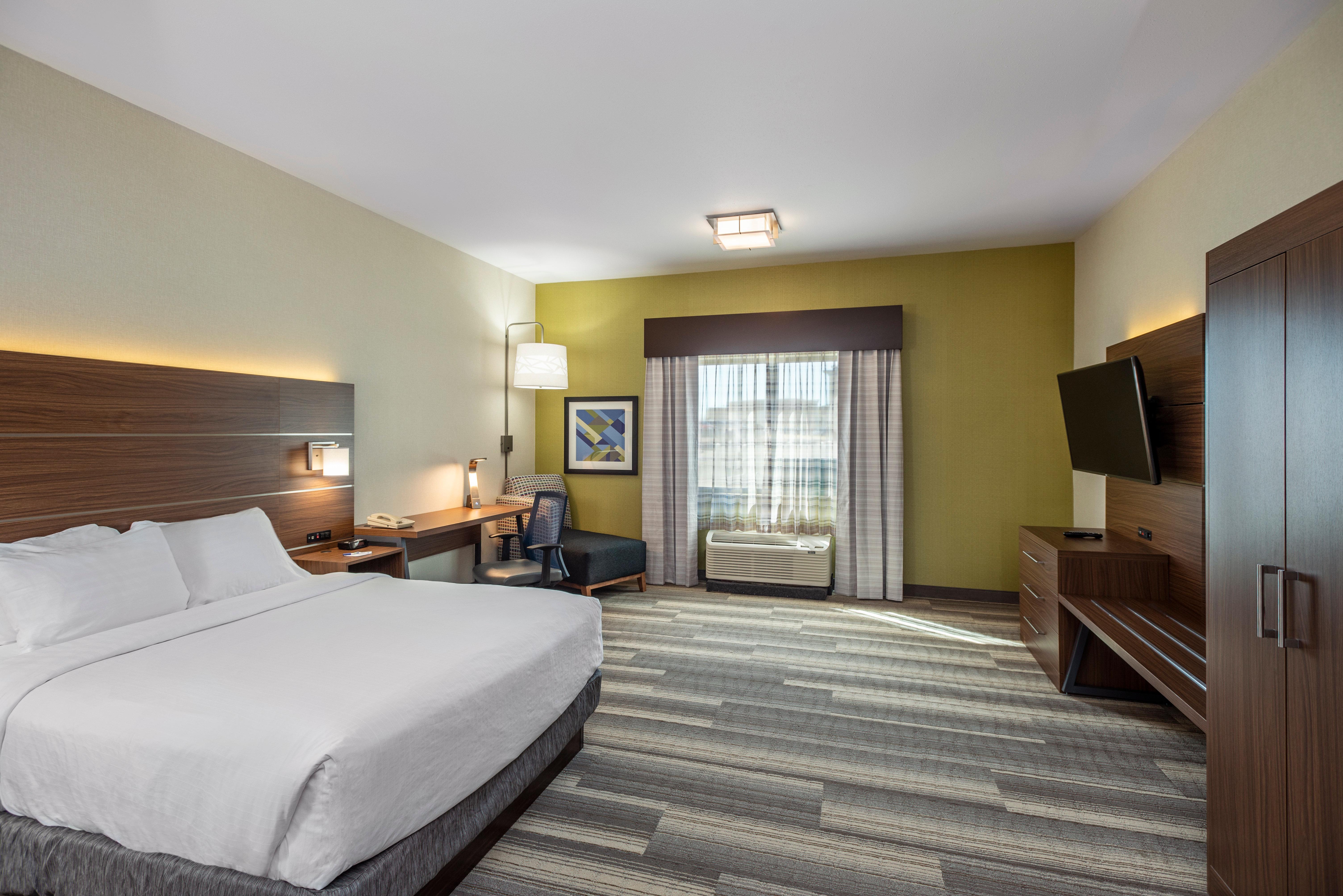 Holiday Inn Express & Suites Medicine Hat, An Ihg Hotel מראה חיצוני תמונה