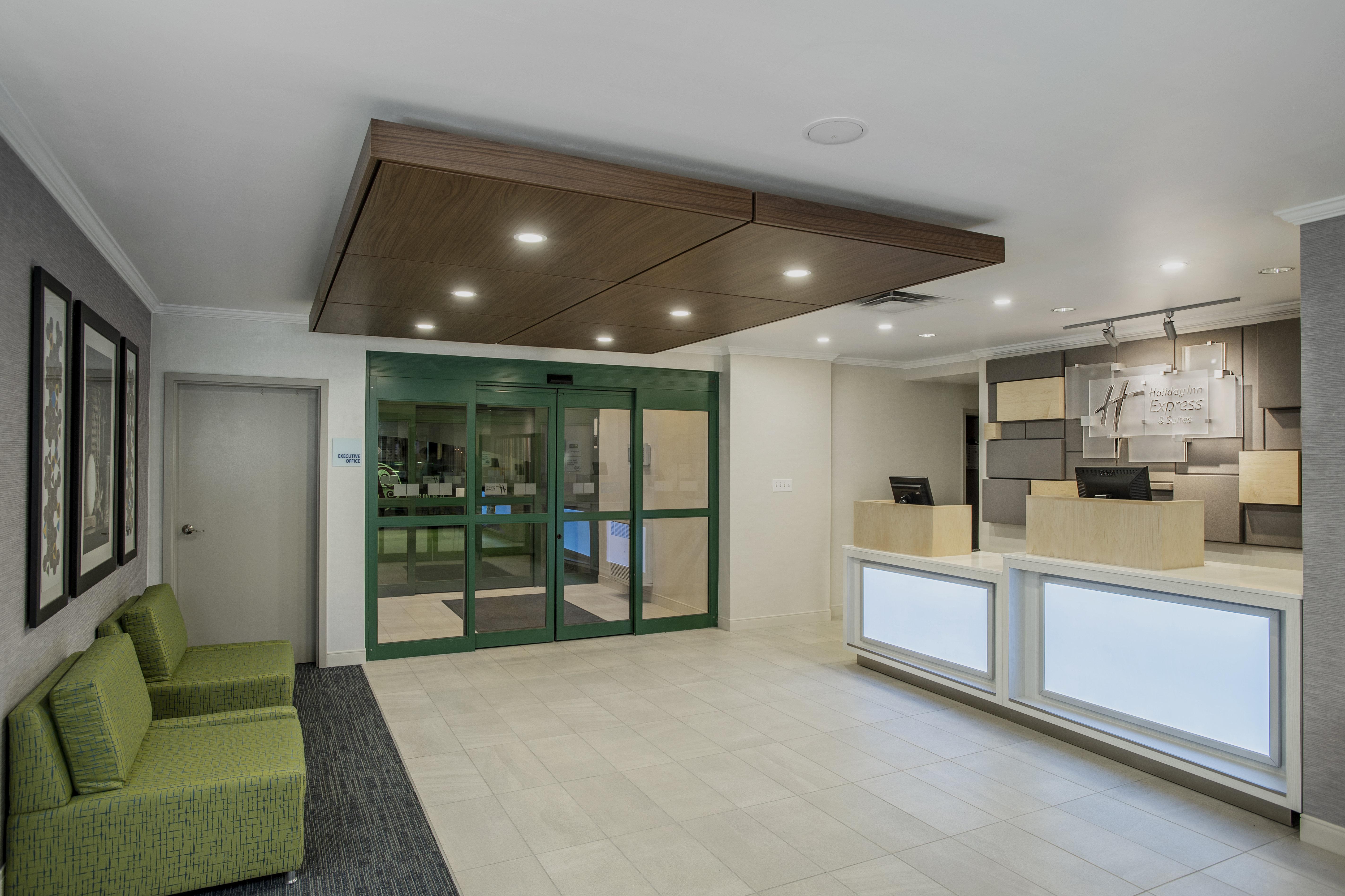 Holiday Inn Express & Suites Medicine Hat By Ihg מראה חיצוני תמונה