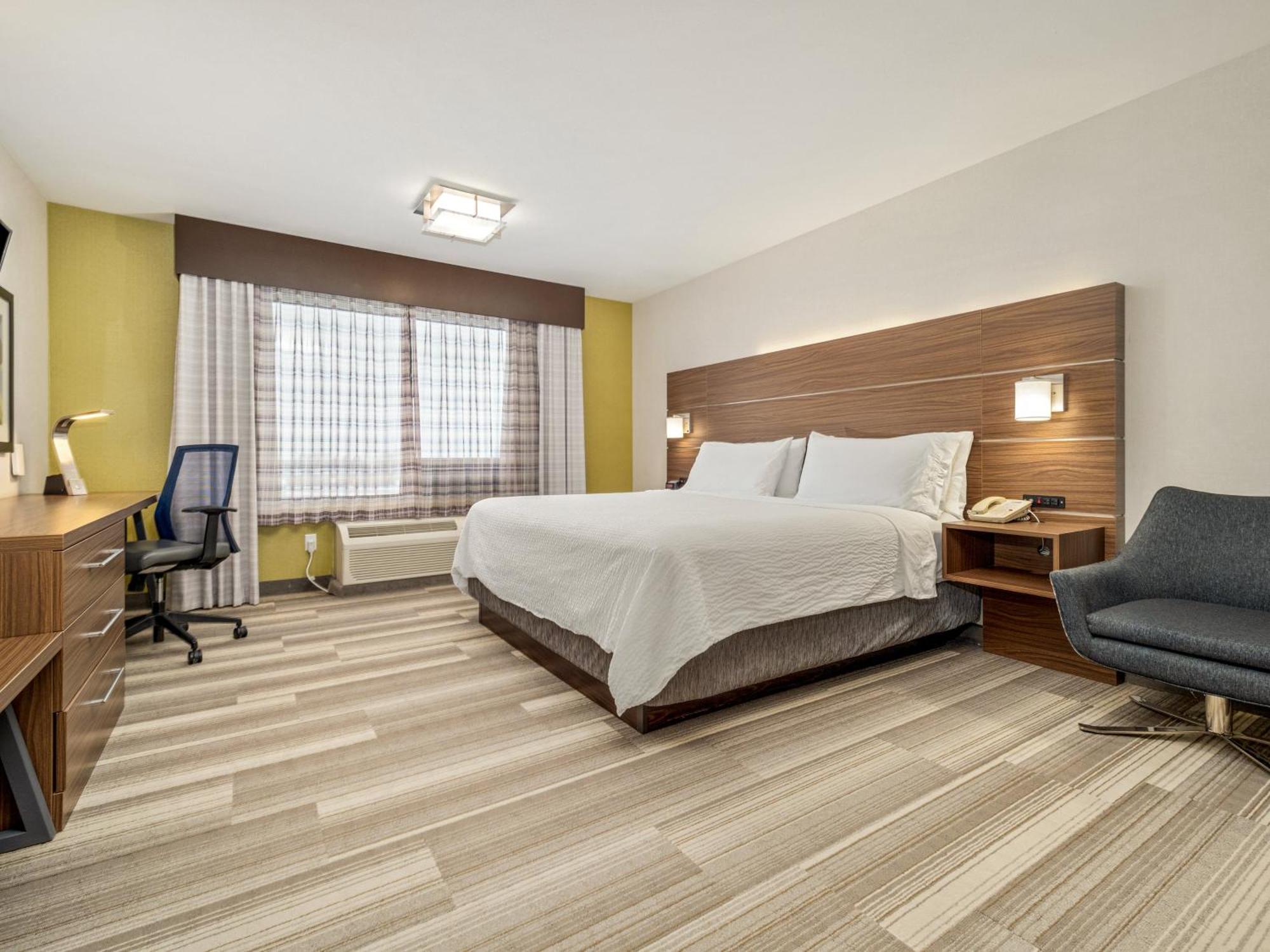 Holiday Inn Express & Suites Medicine Hat By Ihg מראה חיצוני תמונה